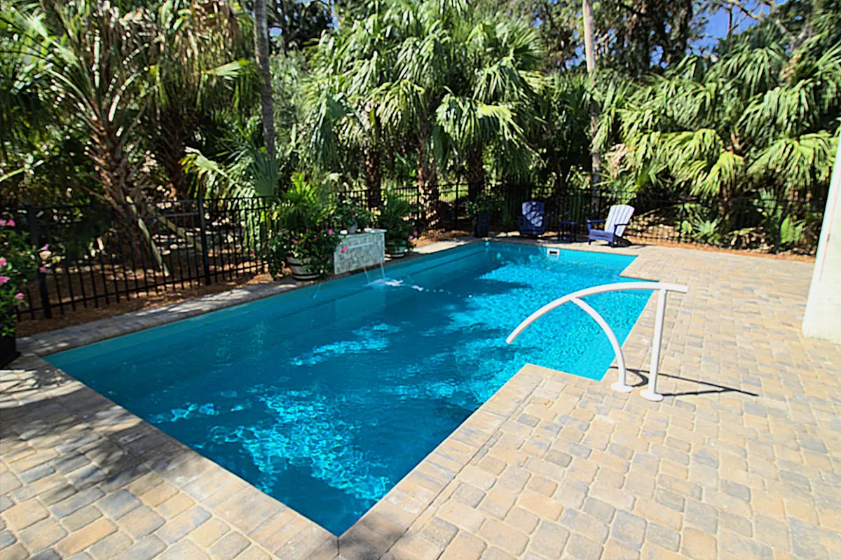 Hull3 Leisure Pools Elegance 30