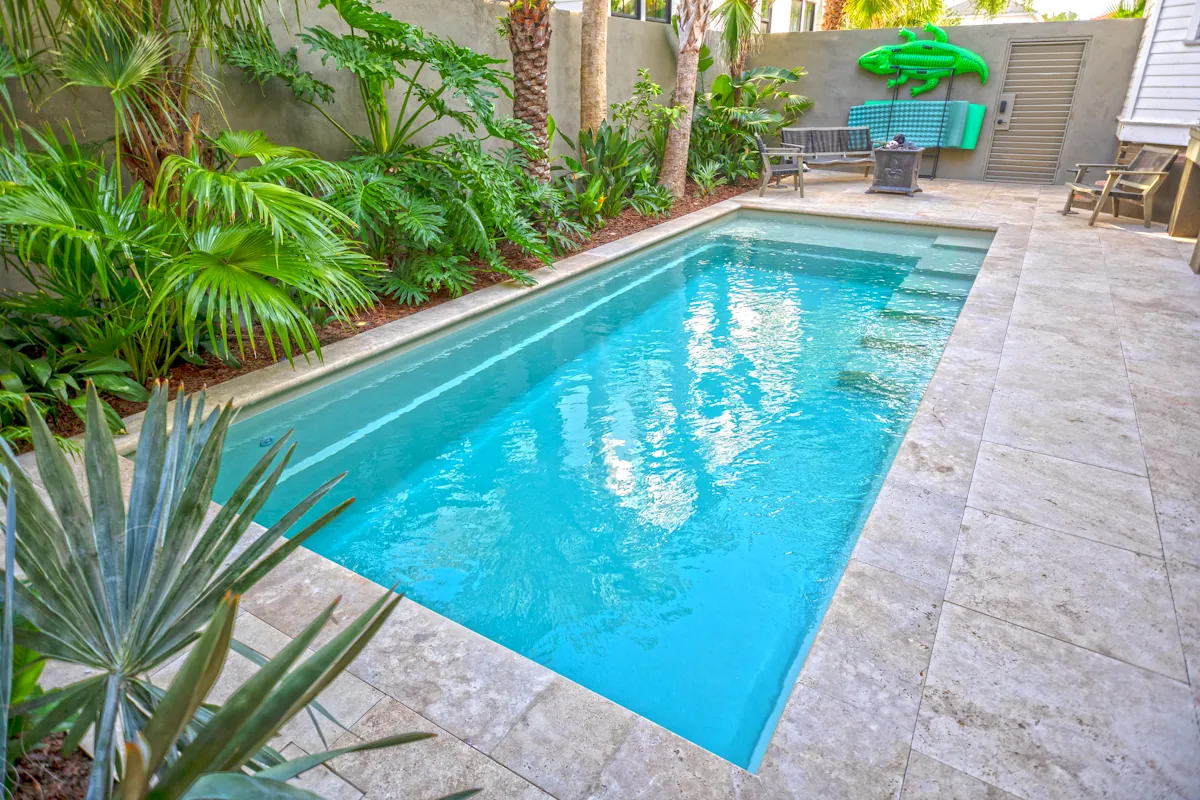 LP_Precision_26_DS_-Full_Exit_Steps Leisure Pools Precision 26