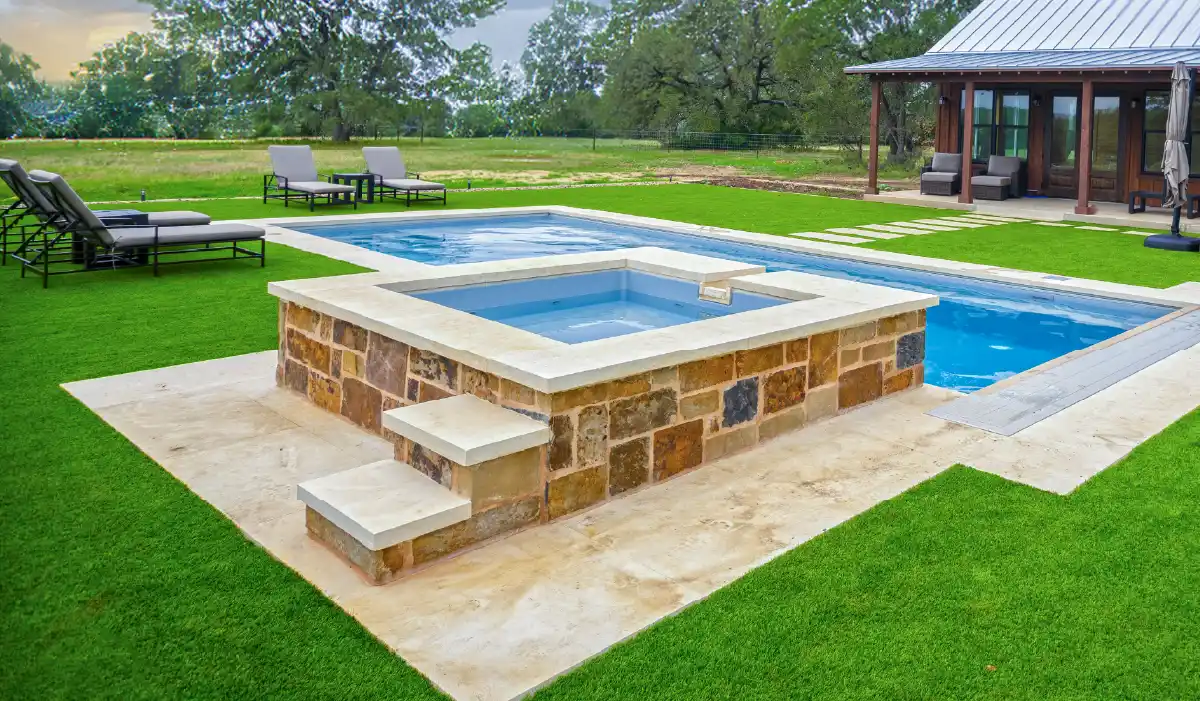 OutdoorLiving-3Supporting Leisure Pools Beaufort services: outdoor living